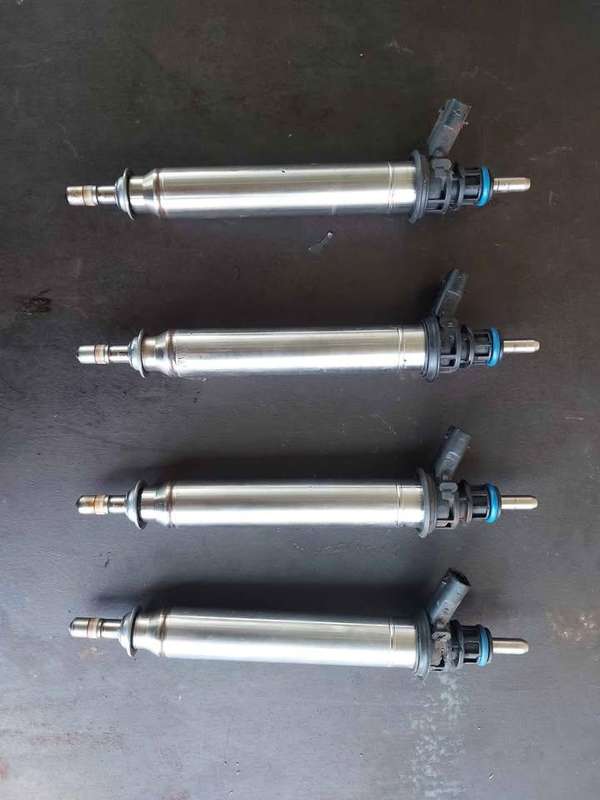 Used 4x Mercedes M274 Injectors P/N A2780700687