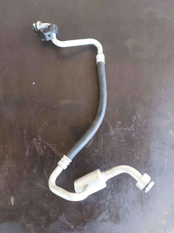 Used Infiniti Q50 Aircon Pipe