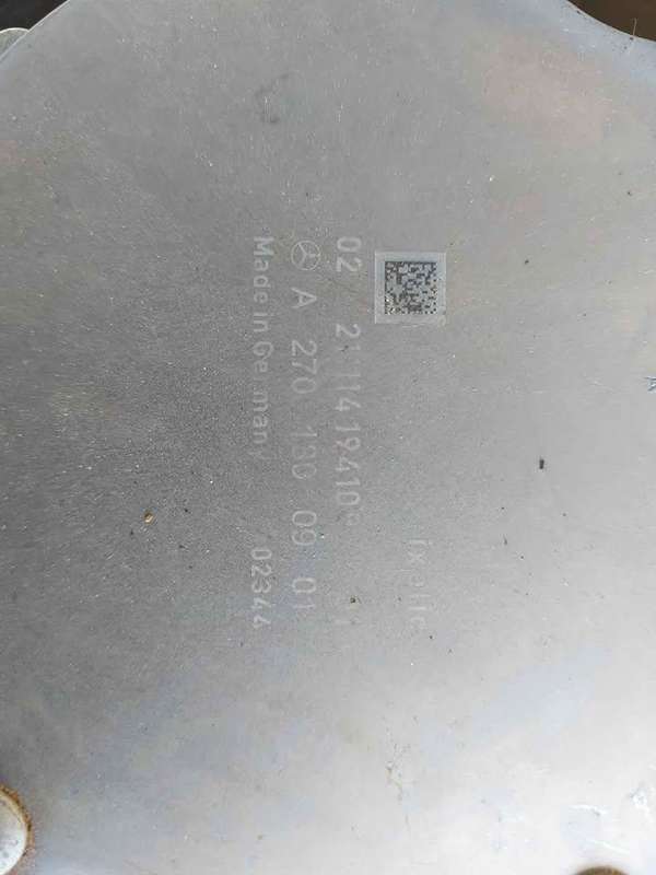 Used Mercedes M274 Vacuum Pump for Spares P/N A2701800901