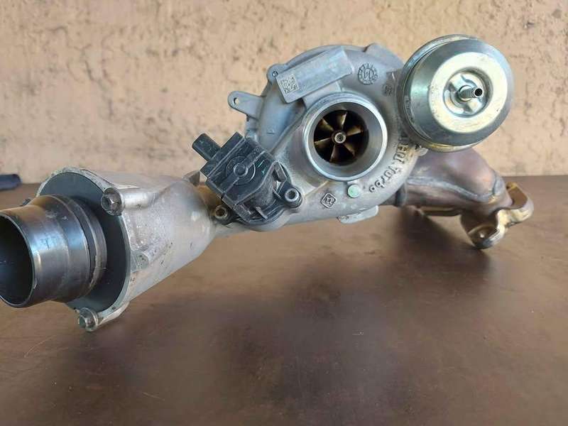Used Infiniti Q50 Turbo M274 P/N A2740905980