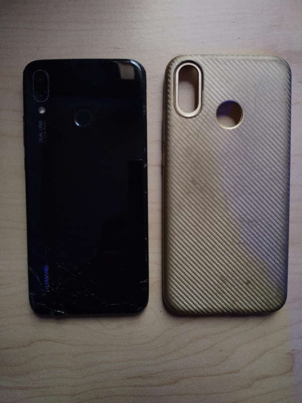 Huawei p20 lite (make offer)