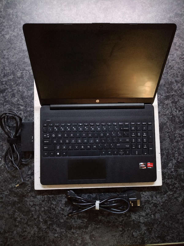 HP 3250u AMD Radon lite Gaming laptop ( Make offer )