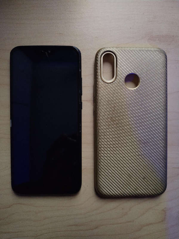 Huawei p20 lite (make offer)