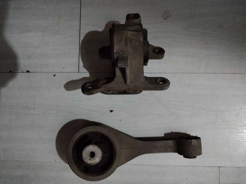 Ford fiesta mk4 mountings  ( rocam)