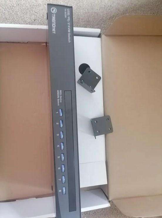 TRENDnet TK-803R 8-Port Rackmount KVM Switch