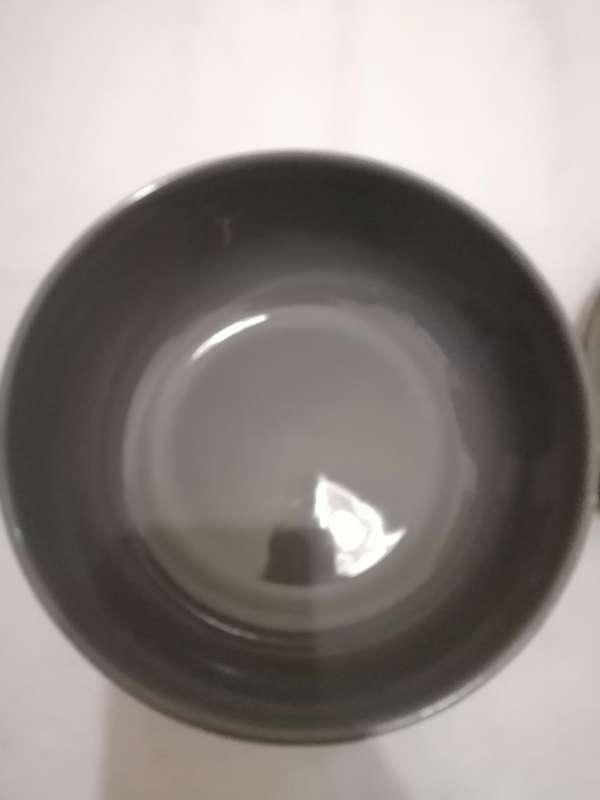 Porcelain pot