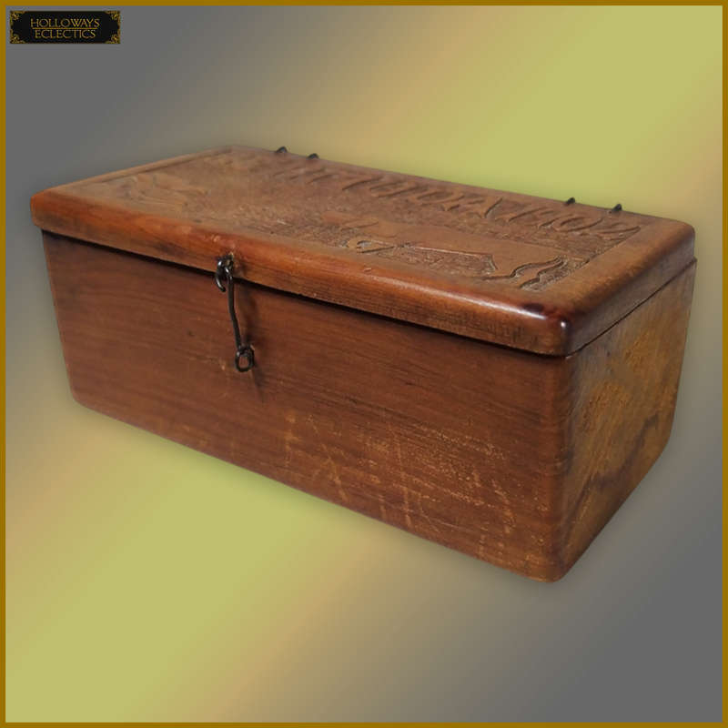 Vintage Post War Bermuda Wooden Trinket Box