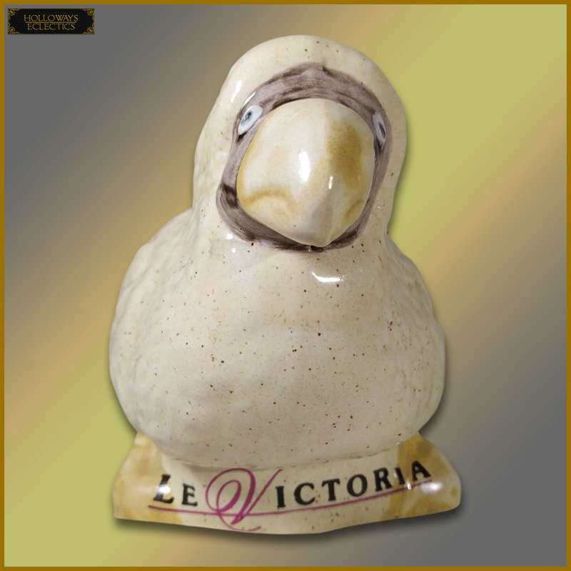 Le Victoria Dodo Decanter
