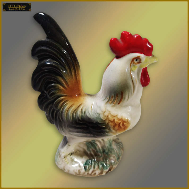 Vintage Porcelain Hen And Rooster Salt And Pepper Set