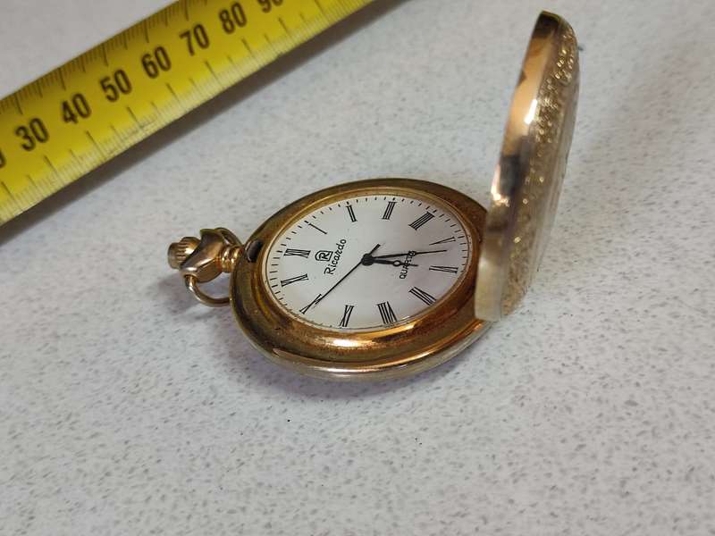 GOLD TONE POCKET WATCH - AND JACK DANIELS ZIPPO