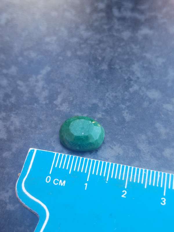 #8 CUT GREEN EMMERALD UP FOR GRABS - STUNNING CLARITY !