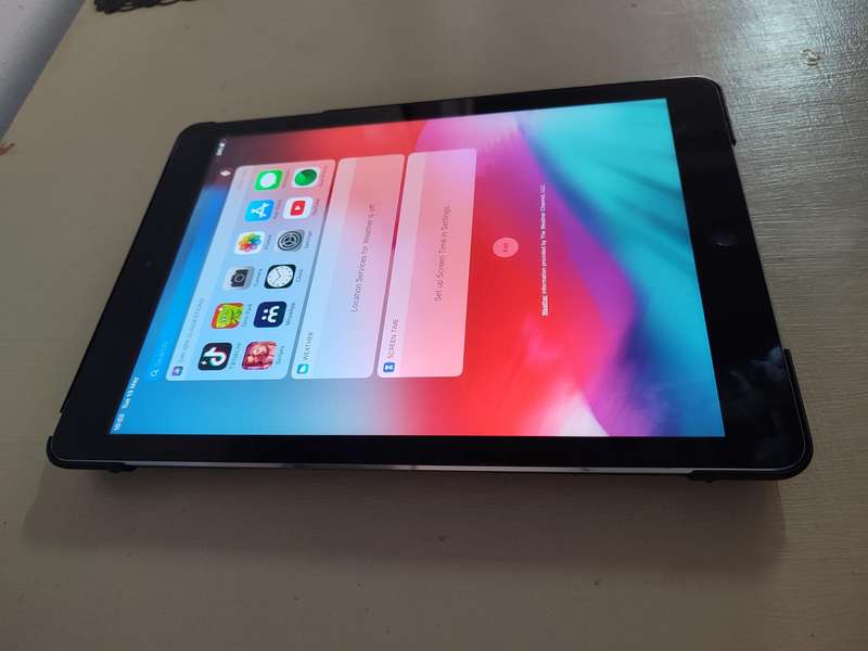 #1 STUNNING IPAD AIR UP FOR GRABS!!!