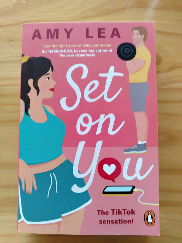 Set on you - Amy Lea - Paperback