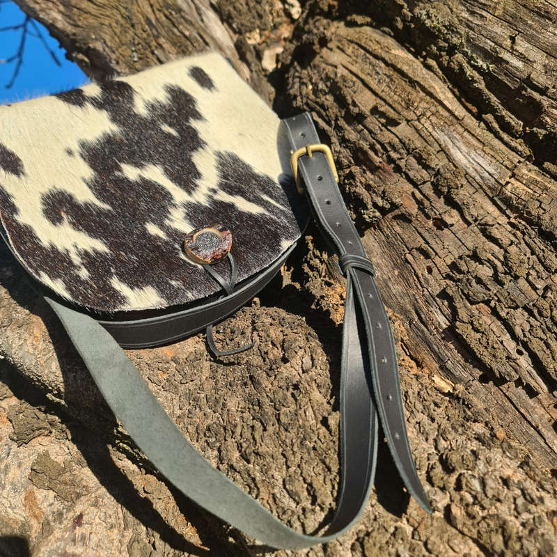 LG's Handmade Possibles Bag