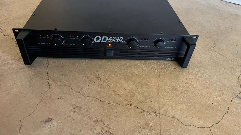 Inter-M QD4240 4-Channel Quad Amplifier - 300W