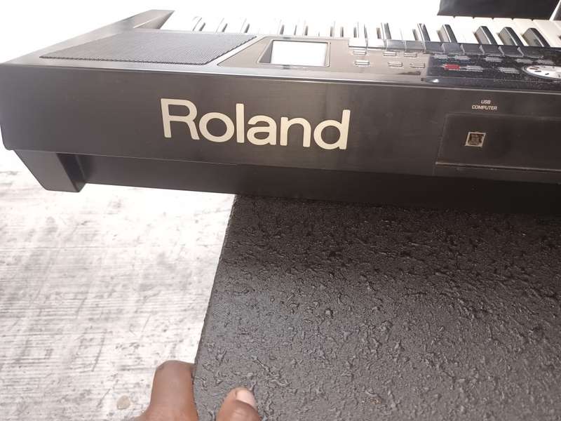 Roland BK-5 61-Key Arranger Workstation