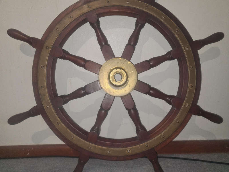 SHIPS WHEEL