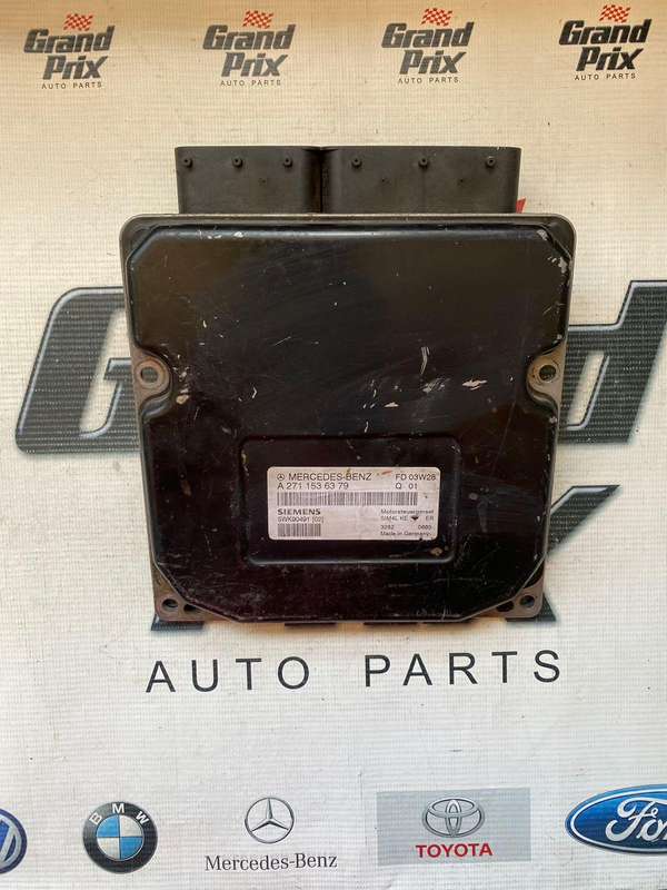 MERCEDES BENZ C230 K ECU COMPUTER BOX A2711536379 5WK90491