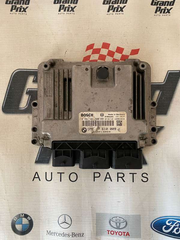 MINI COOPER S 1.6T ECU COMPUTER BOX 0261201600 DME 610009 MED17.2