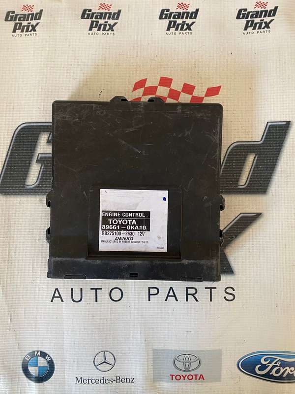 TOYOTA HILUX 2.7 VVTI ECU COMPUTER BOX 89661-0kA10 RB275100-2630 12V
