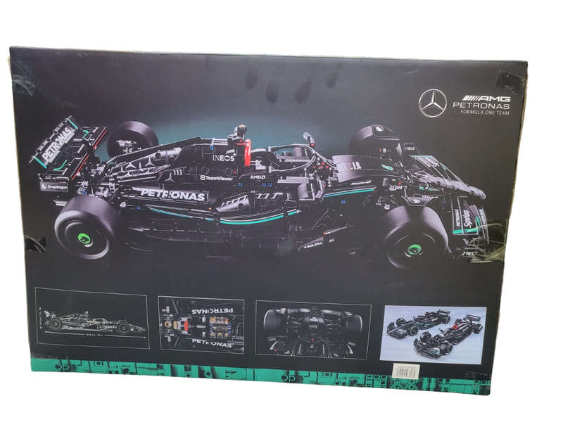 Mercedes F1 W14 Building Blocks 1:8 scale