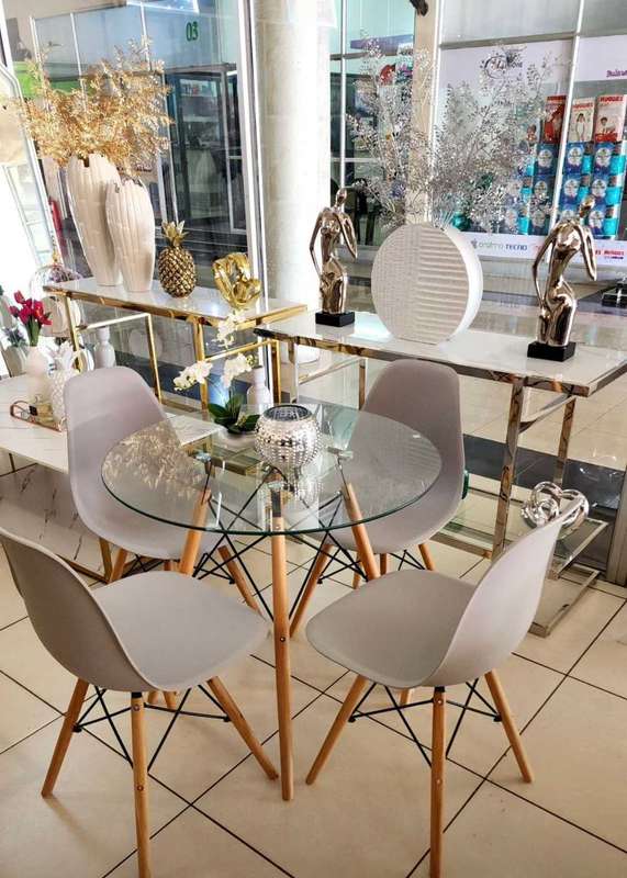 4 Seater Dining Table & Chairs Set