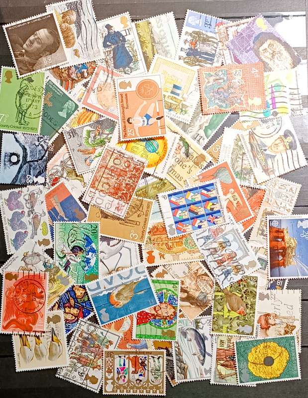 GREAT BRITAIN 50 USED STAMPS