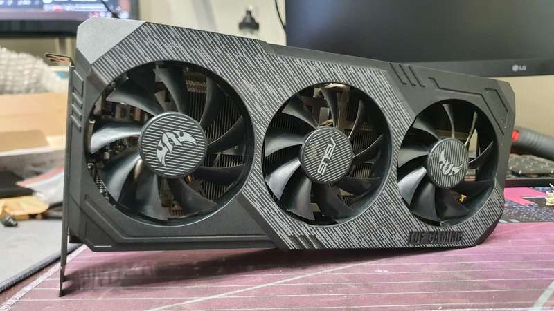ASUS RX5700XT TUFF