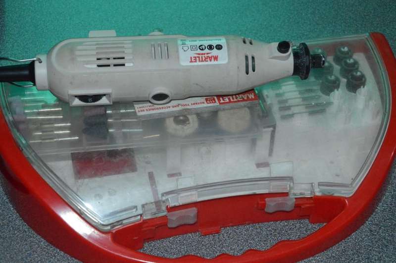 Rotary Tool & Accessory Set - Martlet MMJ130RT - No reserv