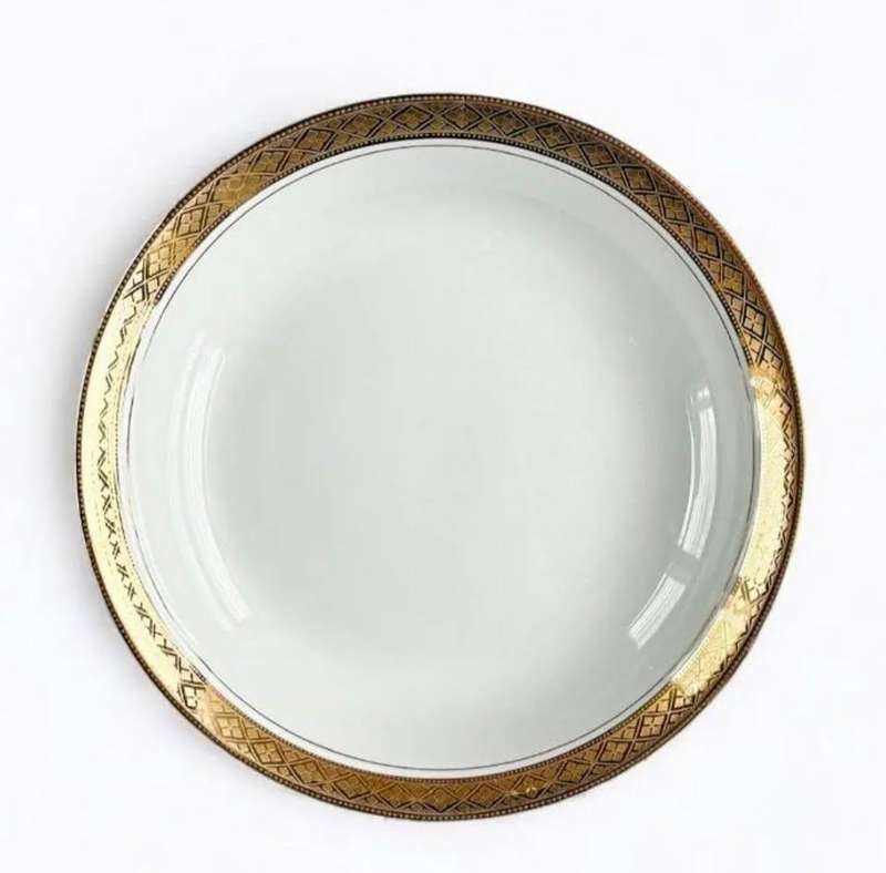 Presidential Collection Dinner Set - "Reflections in Gold" By Gary Barr