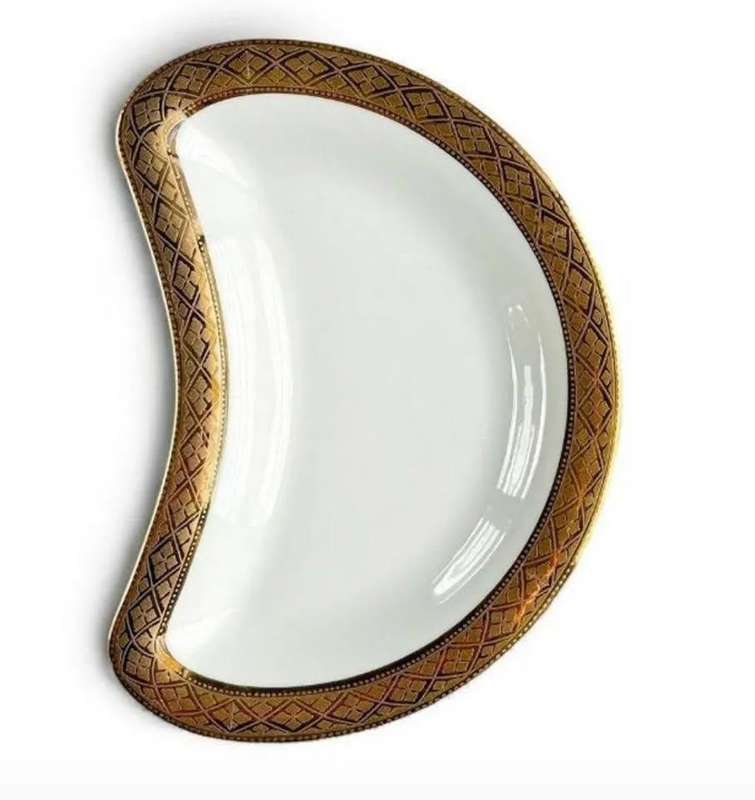 Presidential Collection Dinner Set - "Reflections in Gold" By Gary Barr