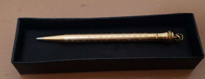 Vintage Wahl & Co. - USA Gold Filled Eversharp model Mechanical Pencil in mint condition.
