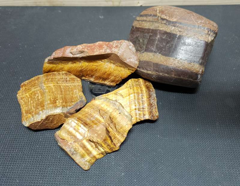Authentic South African RAW NATURAL TIGERS EYE STONES 900g
