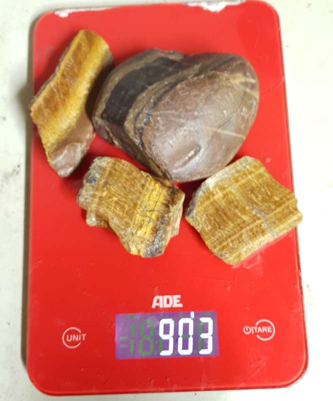 Authentic South African RAW NATURAL TIGERS EYE STONES 900g