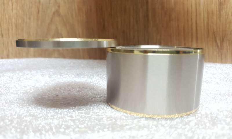 TIFFANY & CO Thick Brass Travel Alarm Clock in Pristine Working condition valued over R3,500.00