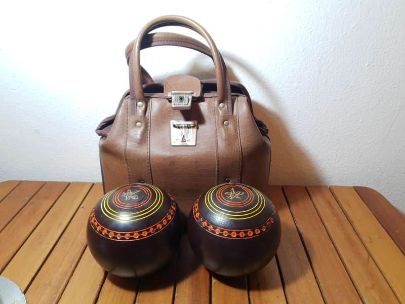 Official South African Bowling Association Championship Lawn Bowling Bowls set by Hanselite.