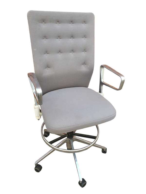 ORIGINAL VITRA OPERATORS CHAIR