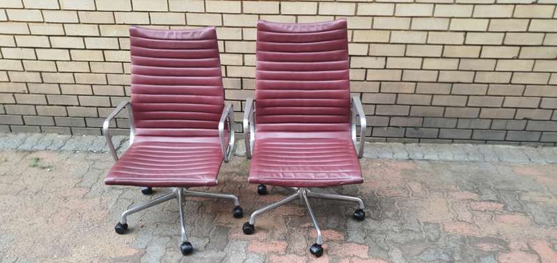 Original Eames EA33 Maroon Highback Office Chair