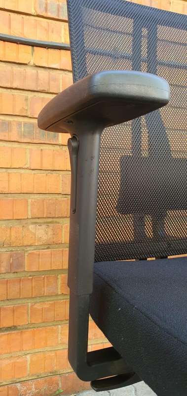 Dauphin Ergonomic Office Chair - Black Material Seat
