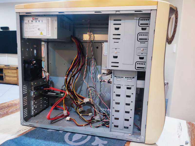 Retro ATX P4 Handle PC Case