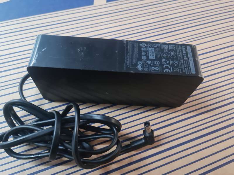 SAMSUNG Original Monitor Power Supply Charger A10024_APN 100W 22V BN44-01137A Adapter