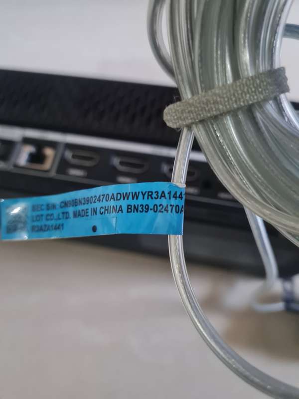 SAMSUNG ONE CONNECT BOX SOC1003T AND CABLE