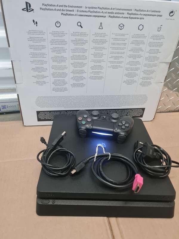 SONY PS4 SLIM 500GB CONSOLE