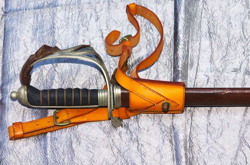 SAPS Officers Sword complete with Leather scabbard and attachment  in splendid condition