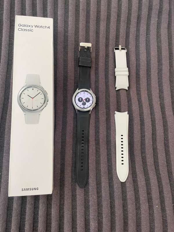 Samsung Galaxy Watch 4 Classic LTE Silver