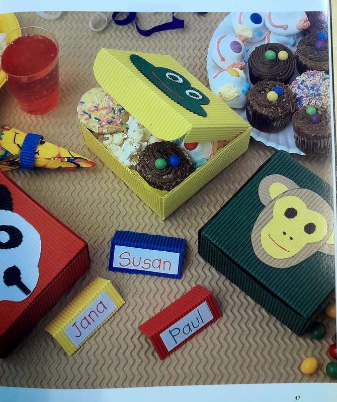 Cardboard Craft by Fransie Snyman