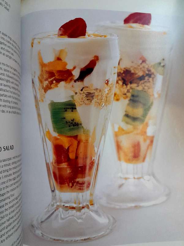 Fruit and Veg A Fresh Approach Cookbook Vol 5
