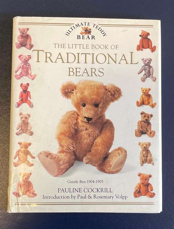 The Little Book Of Traditional Bears - Hardback with outer sleeve - Pauline Cockrill 1992