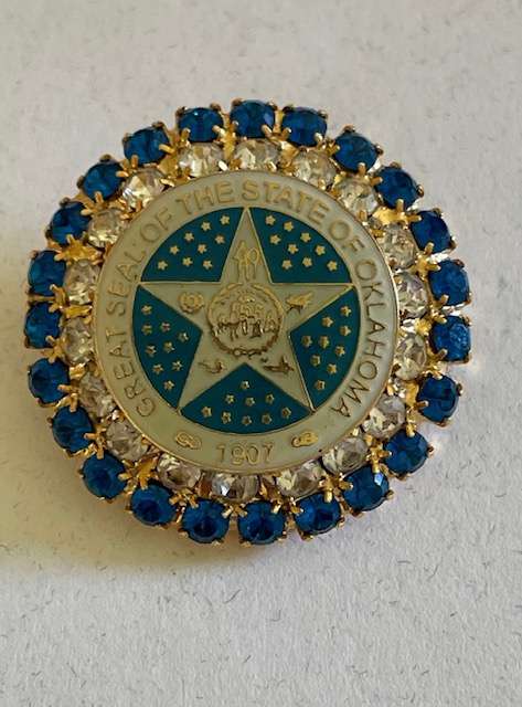 BEAUTIFUL Vintage Brooch, - GREAT SEAL OF OKLAHOMA - like new!