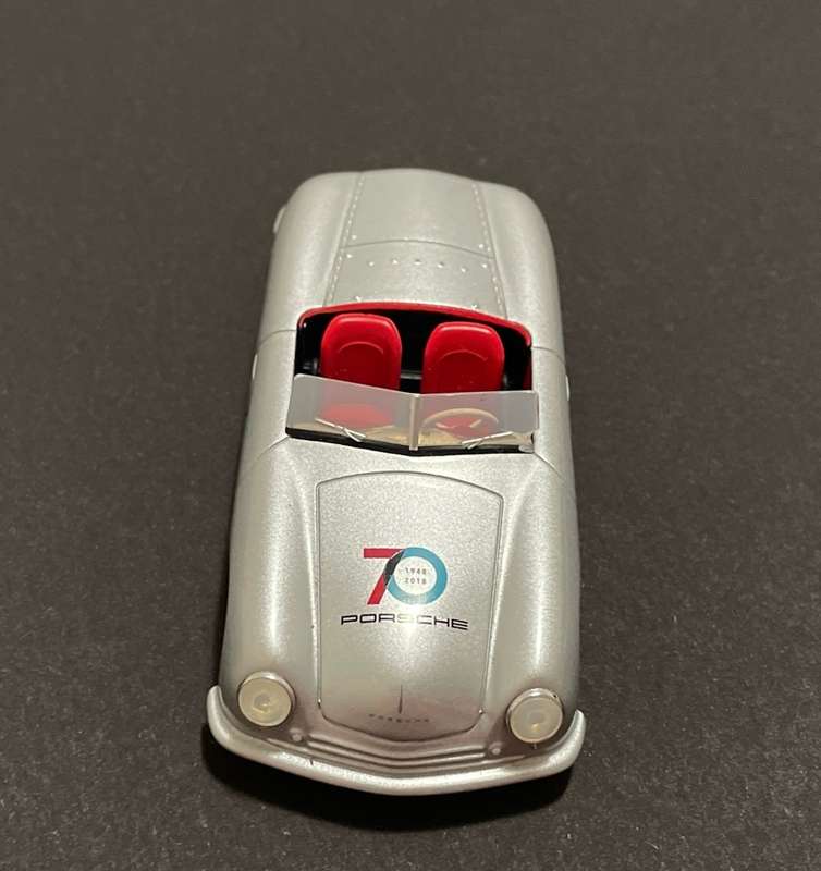 PORSCHE 356 Speedster - WELLY - 70 year anniversary 1948 - 2018 Scale 1:48 # 41007